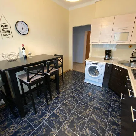 شقة W Samym Centrum!